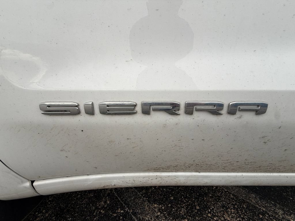 Used 2025 GMC Sierra 1500 SLT AWD/4WD image 44