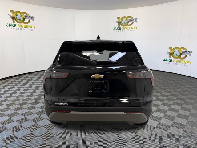 Used 2026 Chevrolet Equinox LT image 9