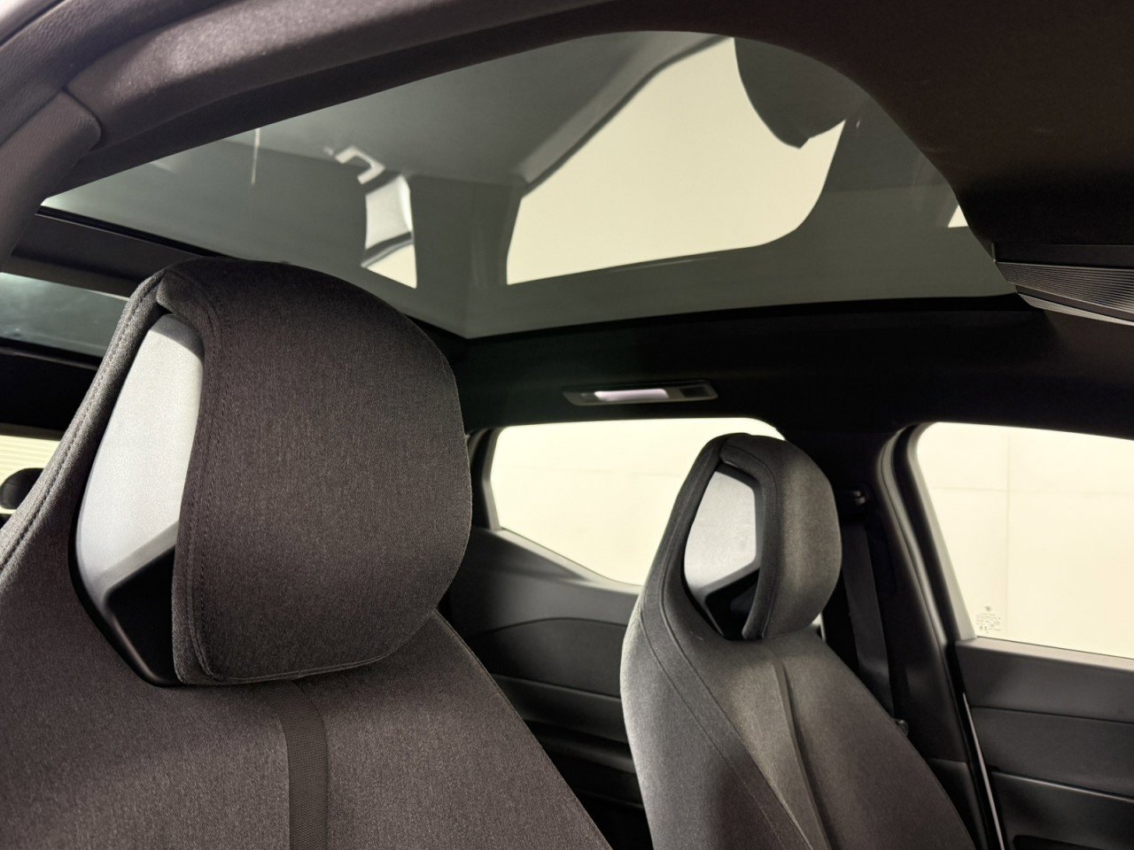 Used 2023 Fisker Ocean Ultra AWD/4WD image 13