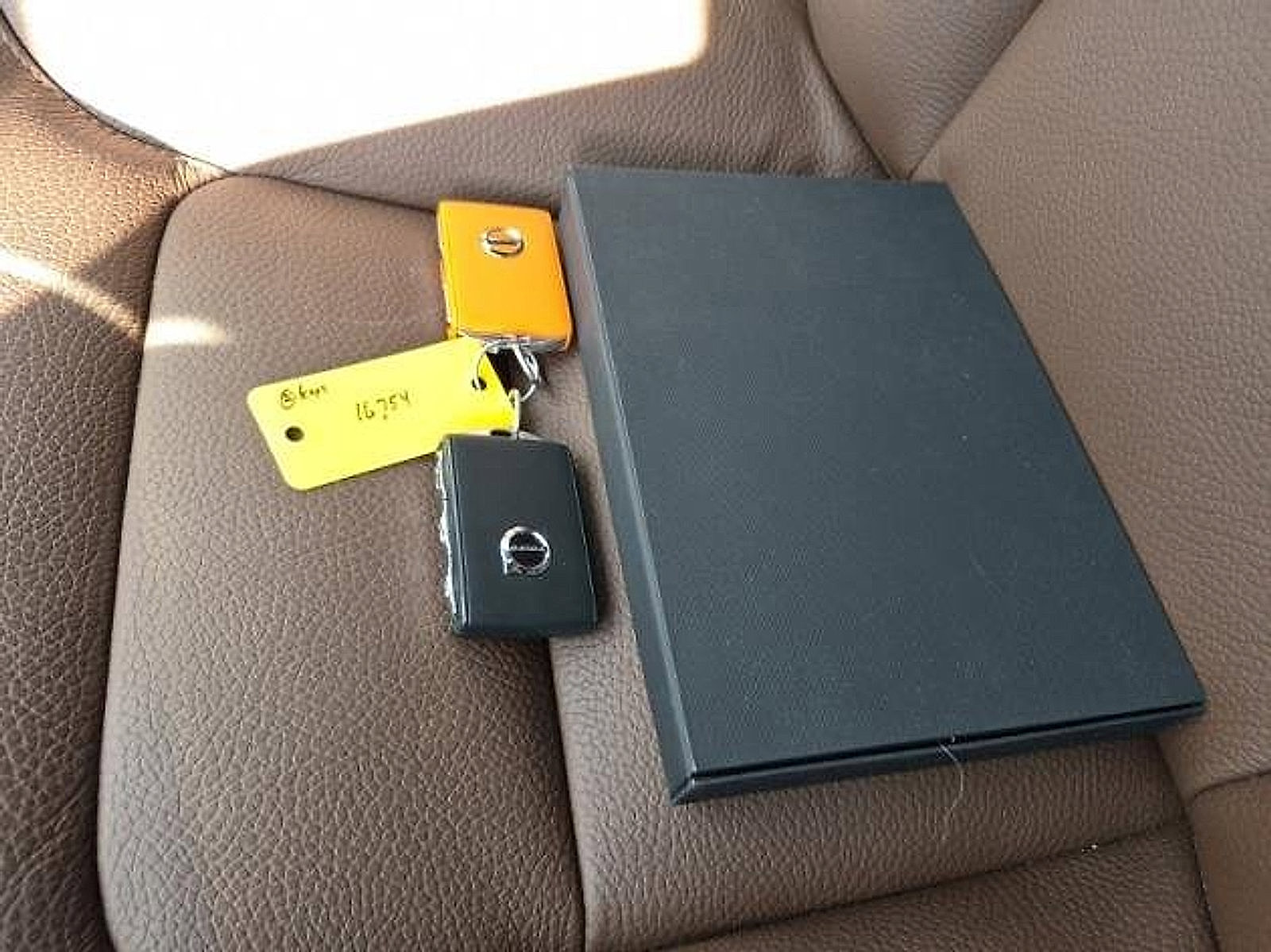 Certified 2023 Volvo XC90 B6 Plus w/ Protection Package Premier image 10