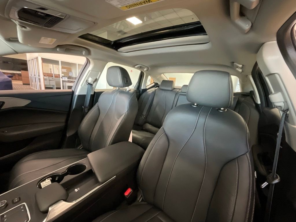 Certified 2025 Acura TLX w/ Technology Package FWD image 11