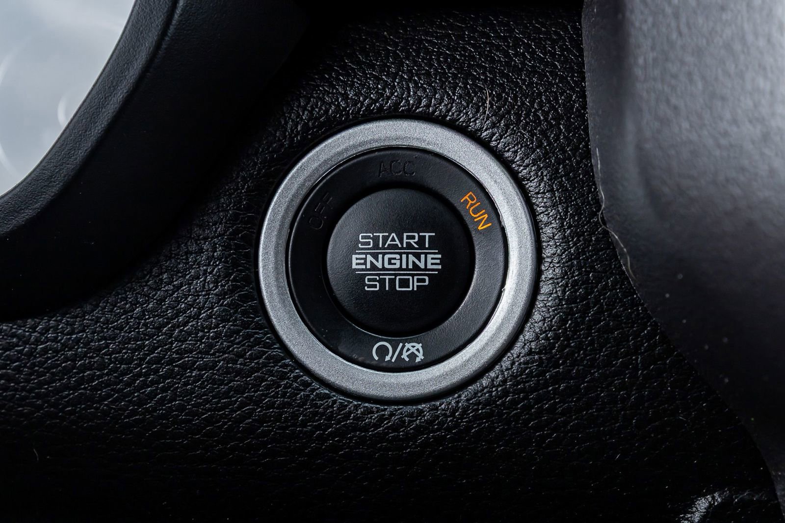 Used 2024 RAM 1500 Laramie image 22