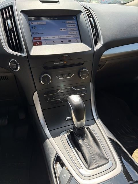Used 2018 Ford Edge SEL w/ Equipment Group 201A image 9