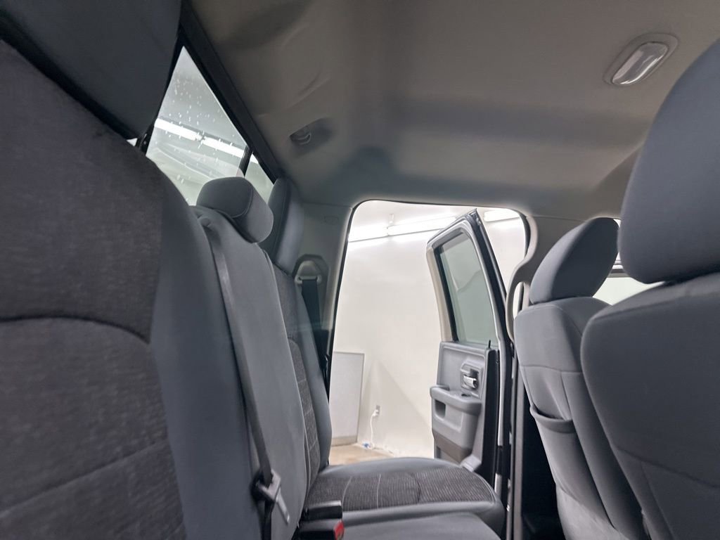 Used 2014 RAM 1500 Classic SLT image 24