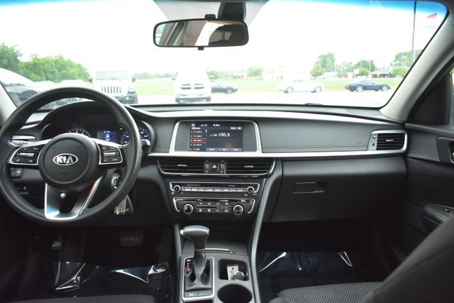 Used 2019 Kia Optima LX FWD image 29