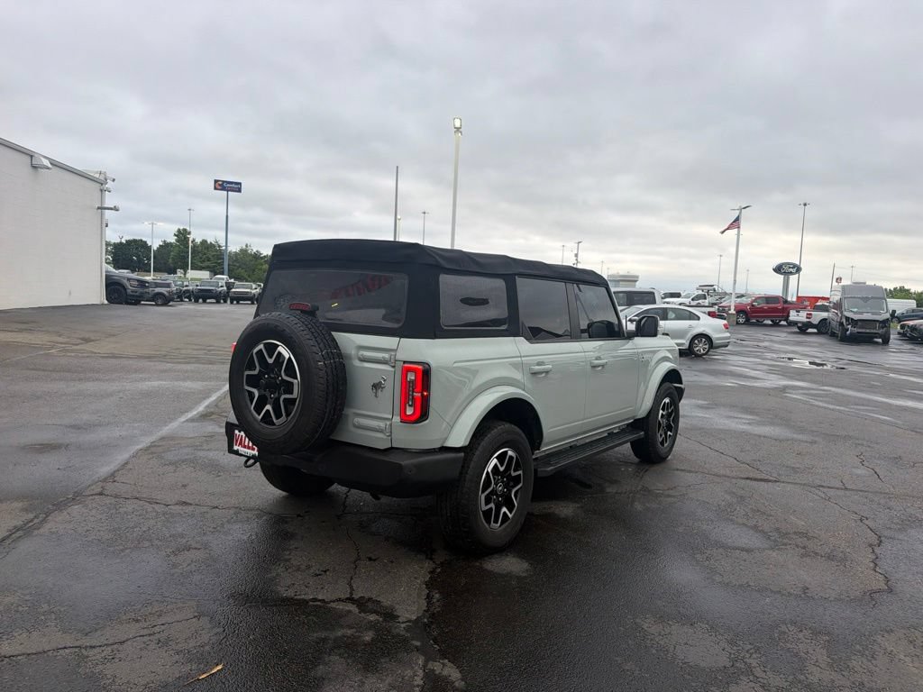 Used 2023 Ford Bronco Outer Banks AWD/4WD image 7