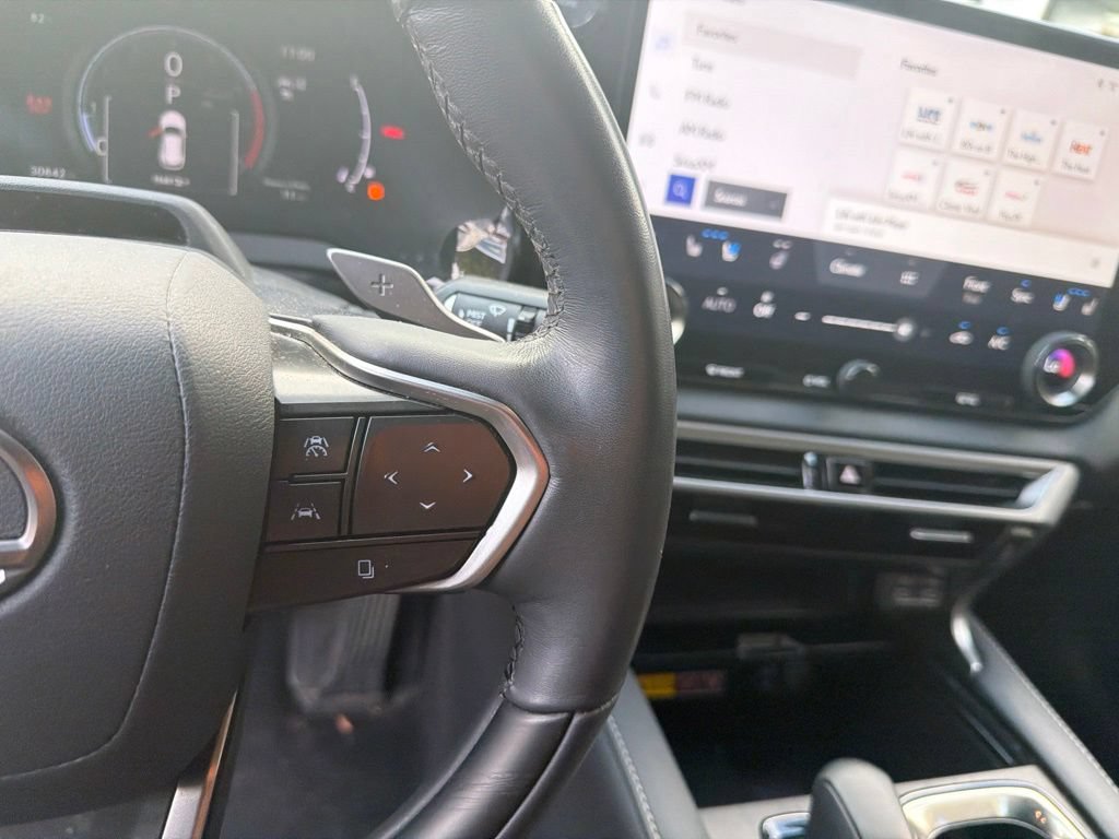 Used 2023 Lexus RX 350 Premium Plus w/ Accessory Package (Z1) AWD/4WD image 25