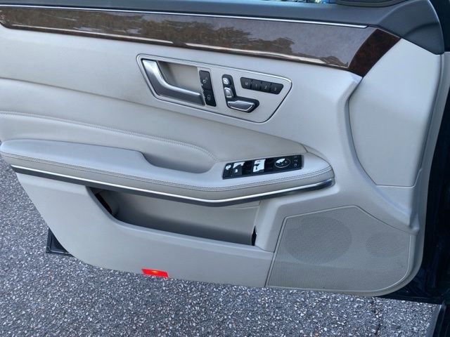 Used 2016 Mercedes-Benz E 350 Sedan image 21