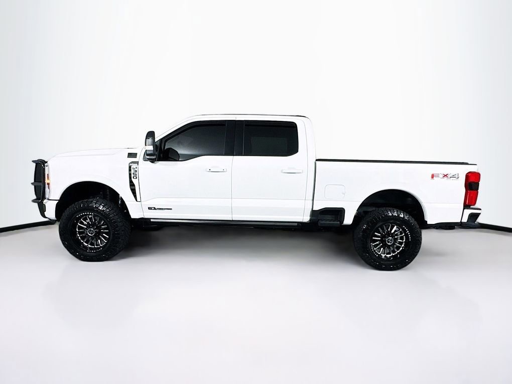 Used 2025 Ford F350 Platinum w/ FX4 Off-Road Package image 6