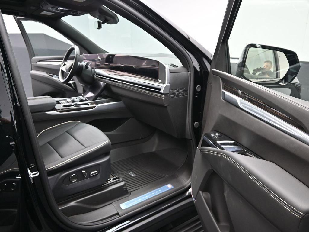 New 2025 Cadillac Escalade Premium Luxury w/ Touring Package image 24