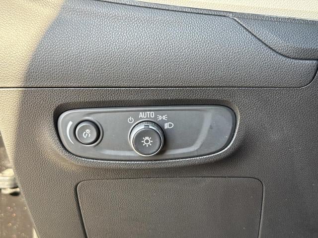 Used 2024 Buick Encore GX Preferred FWD image 25