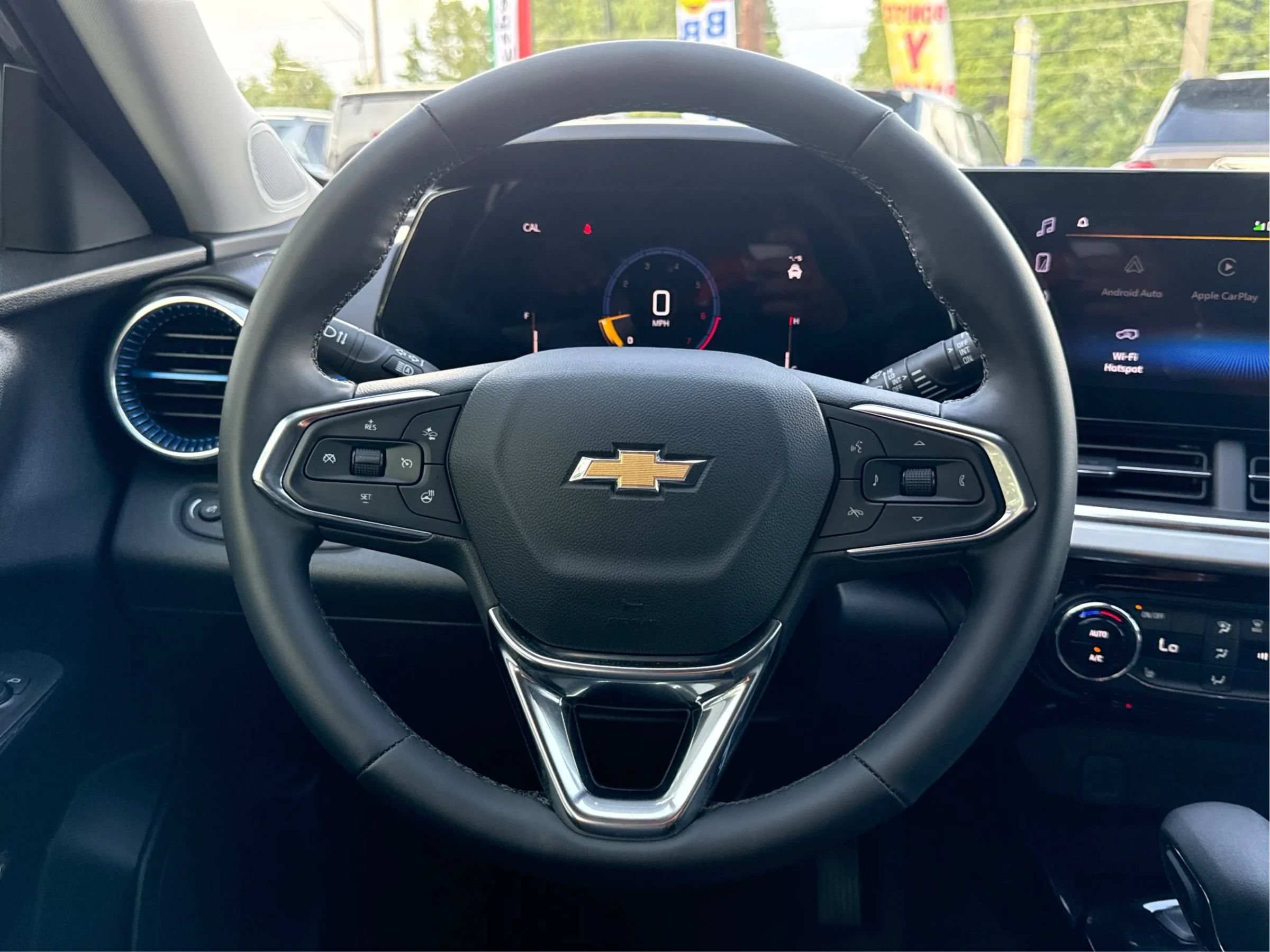 Used 2026 Chevrolet Trax LT w/ Driver Confidence Package FWD image 19