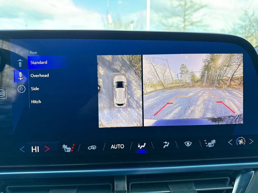 Used 2025 Chevrolet Equinox EV LT image 22