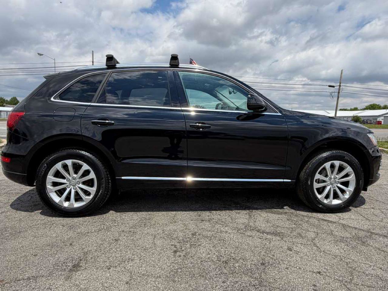 Used 2016 Audi Q5 2.0T Premium Plus AWD/4WD image 9