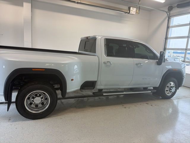 New 2026 GMC Sierra 3500 Denali w/ Technology Package image 18