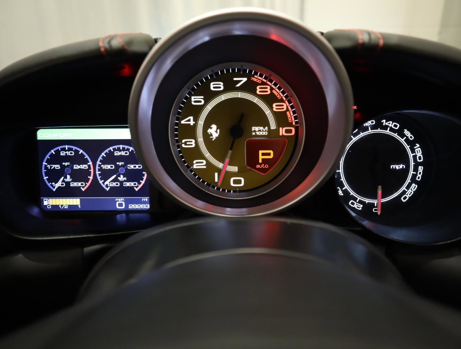 Used 2016 Ferrari California T image 40