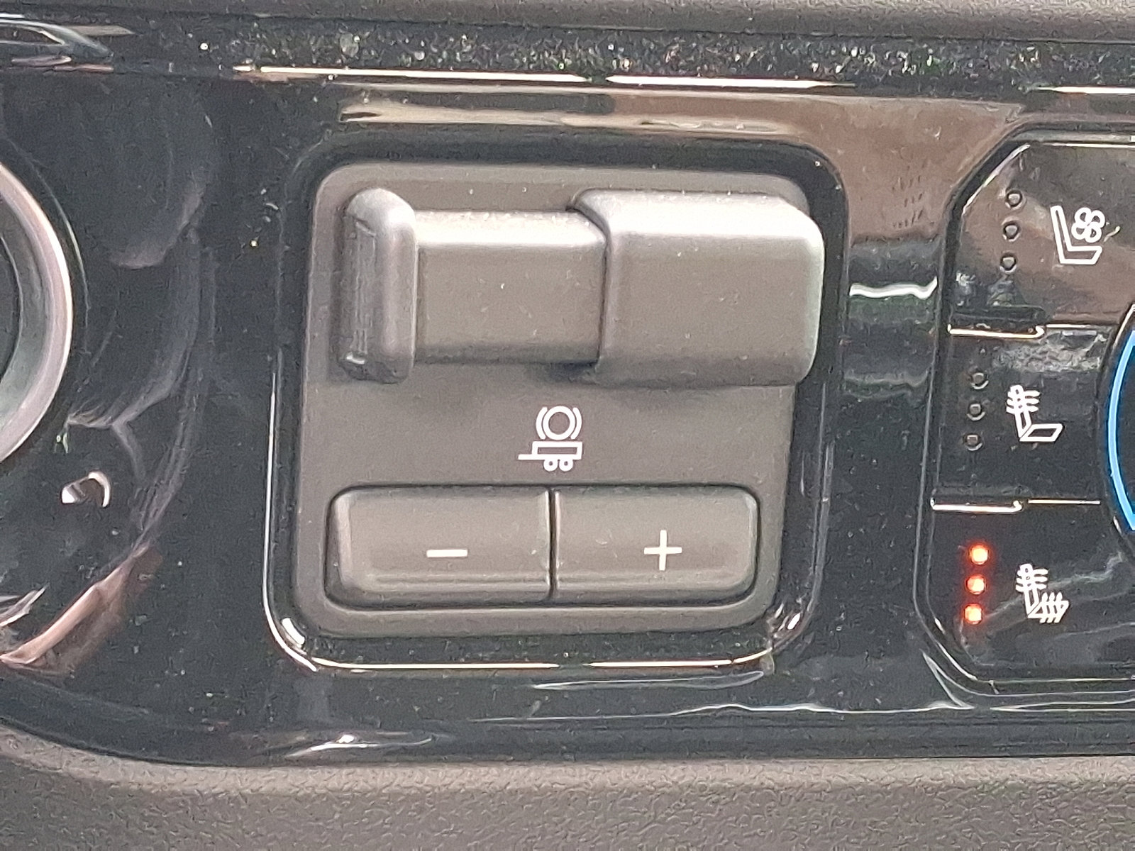 Certified 2024 Chevrolet Silverado 3500 High Country w/ High Country Premium Package image 22