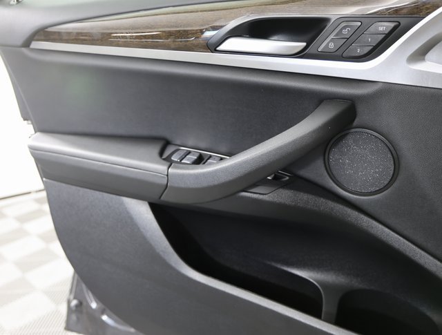 Used 2024 BMW X4 xDrive30i image 26