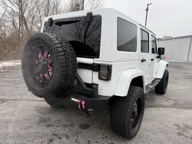 Used 2015 Jeep Wrangler Unlimited Sahara w/ Connectivity Group image 4