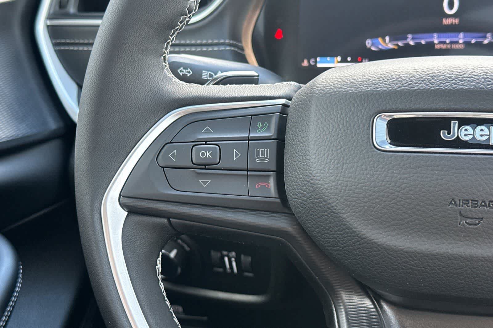 New 2026 Jeep Grand Cherokee L 4WD image 27