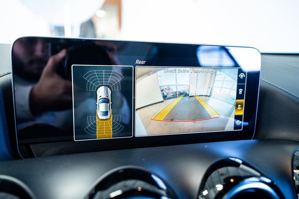 Used 2020 Mercedes-Benz AMG GT Coupe image 54