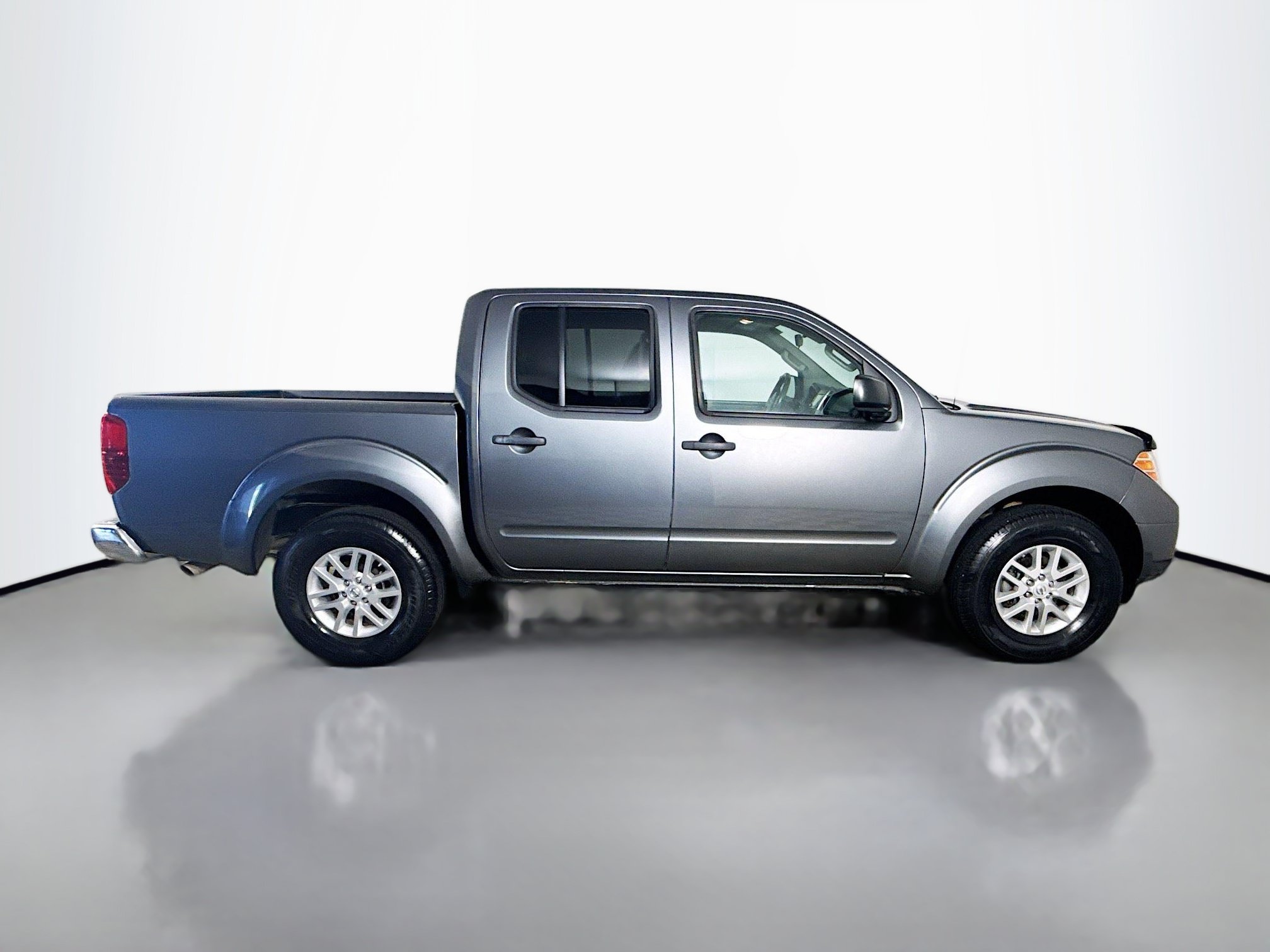 Used 2017 Nissan Frontier SV AWD/4WD image 11
