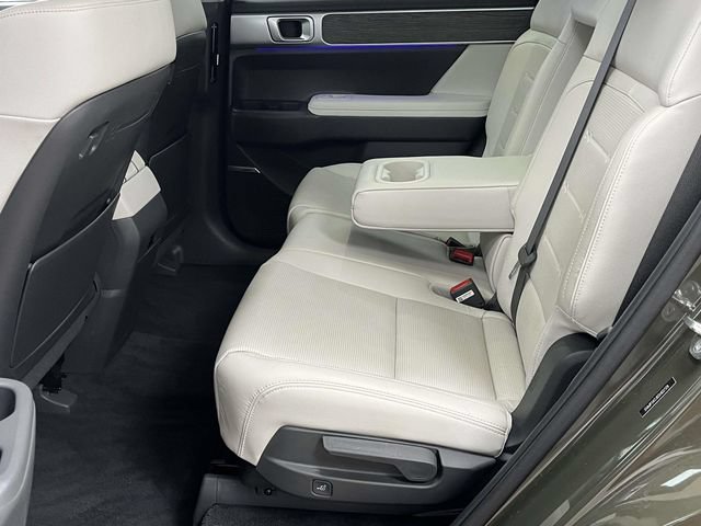 Certified 2025 Hyundai Santa Fe Limited FWD image 16