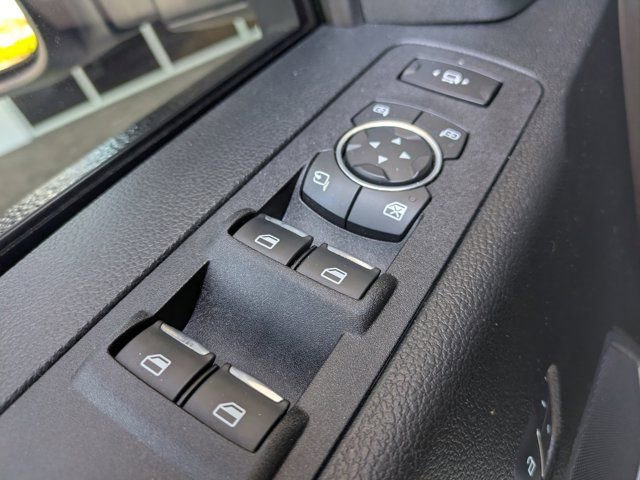 Used 2019 Ford F250 Lariat w/ Lariat Ultimate Package image 21