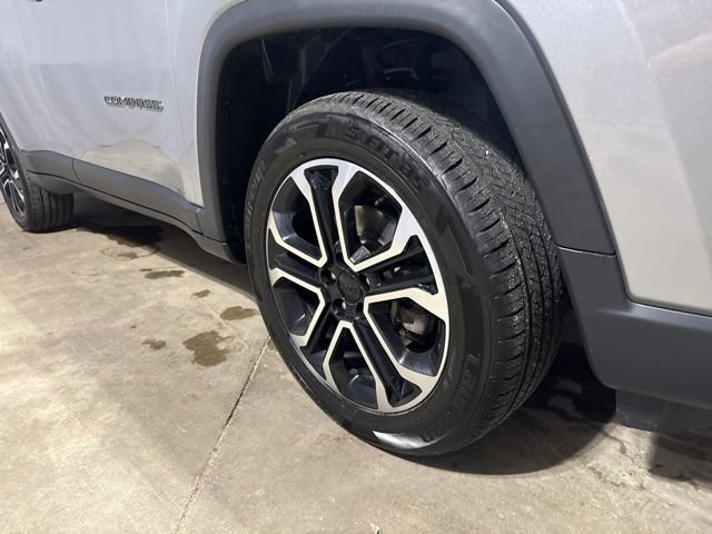 Used 2022 Jeep Compass Limited AWD/4WD image 16