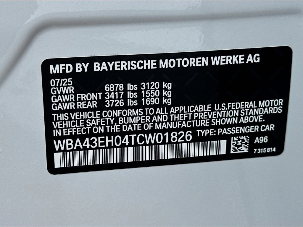 New 2026 BMW 750e xDrive w/ Executive Package image 24