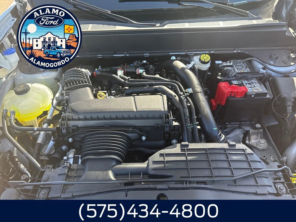 New 2025 Ford Maverick XL image 22