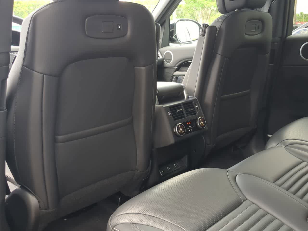 Certified 2025 Land Rover Discovery S AWD/4WD image 19