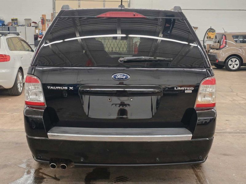 Used 2008 Ford Taurus X Limited image 20