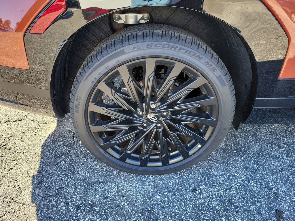 New 2025 Hyundai Santa Fe Calligraphy image 5