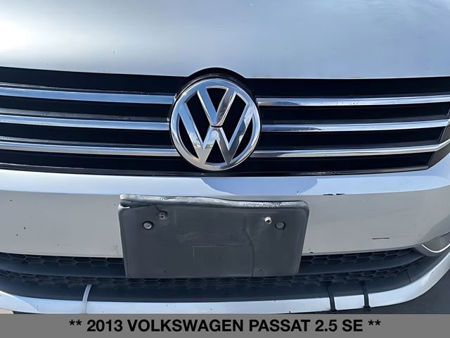 Used 2013 Volkswagen Passat 2.5 SE FWD image 12