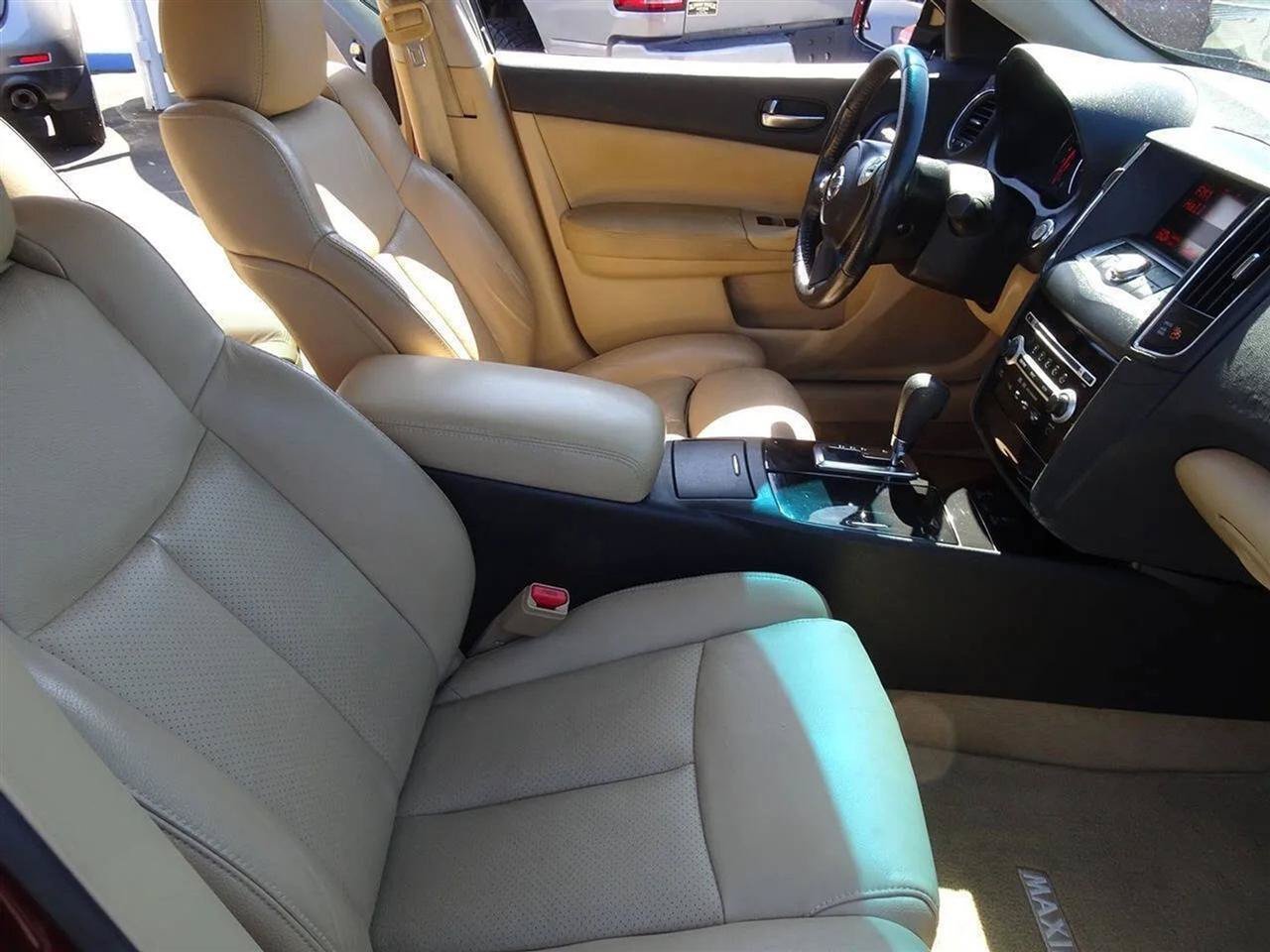 Used 2009 Nissan Maxima 3.5 SV w/ Cold Pkg FWD image 16