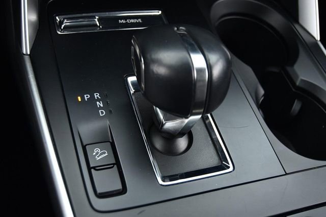 Used 2024 MAZDA CX-90 3.3 Turbo w/ Select Package image 18