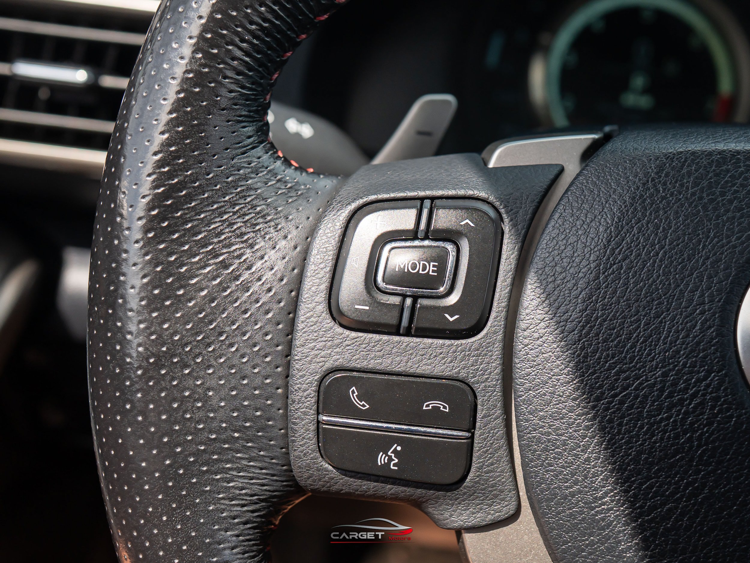 Used 2018 Lexus IS 300 F Sport w/ F Sport Package AWD/4WD image 24