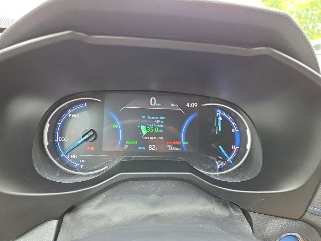 Used 2019 Toyota RAV4 XSE w/ XSE Weather Package AWD/4WD image 31