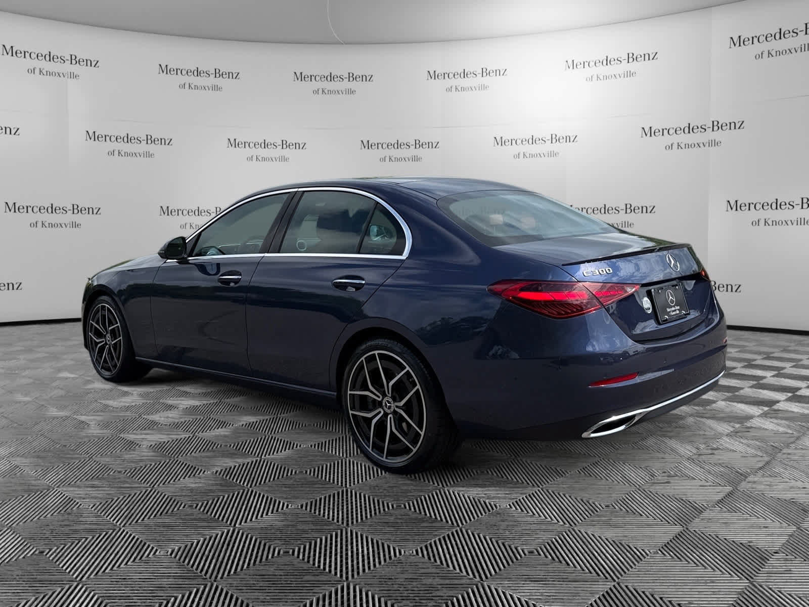 Used 2026 Mercedes-Benz C 300 4MATIC Sedan video 3