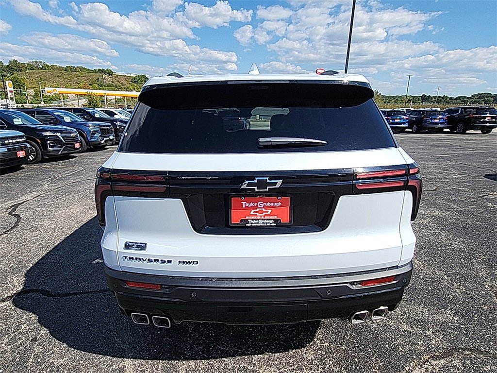 New 2026 Chevrolet Traverse LT w/ Enhanced Driving Package image 7