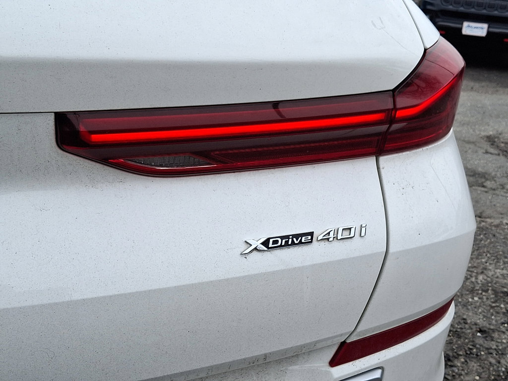 Used 2023 BMW X6 xDrive40i w/ Premium Package image 15