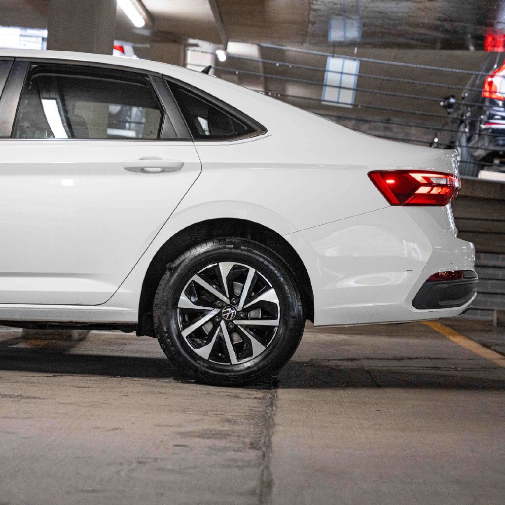 Certified 2025 Volkswagen Jetta S FWD image 5