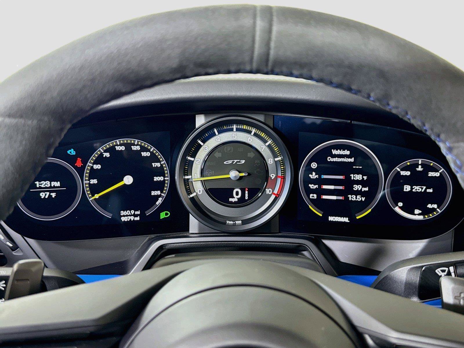 Used 2022 Porsche 911 GT3 RWD image 15