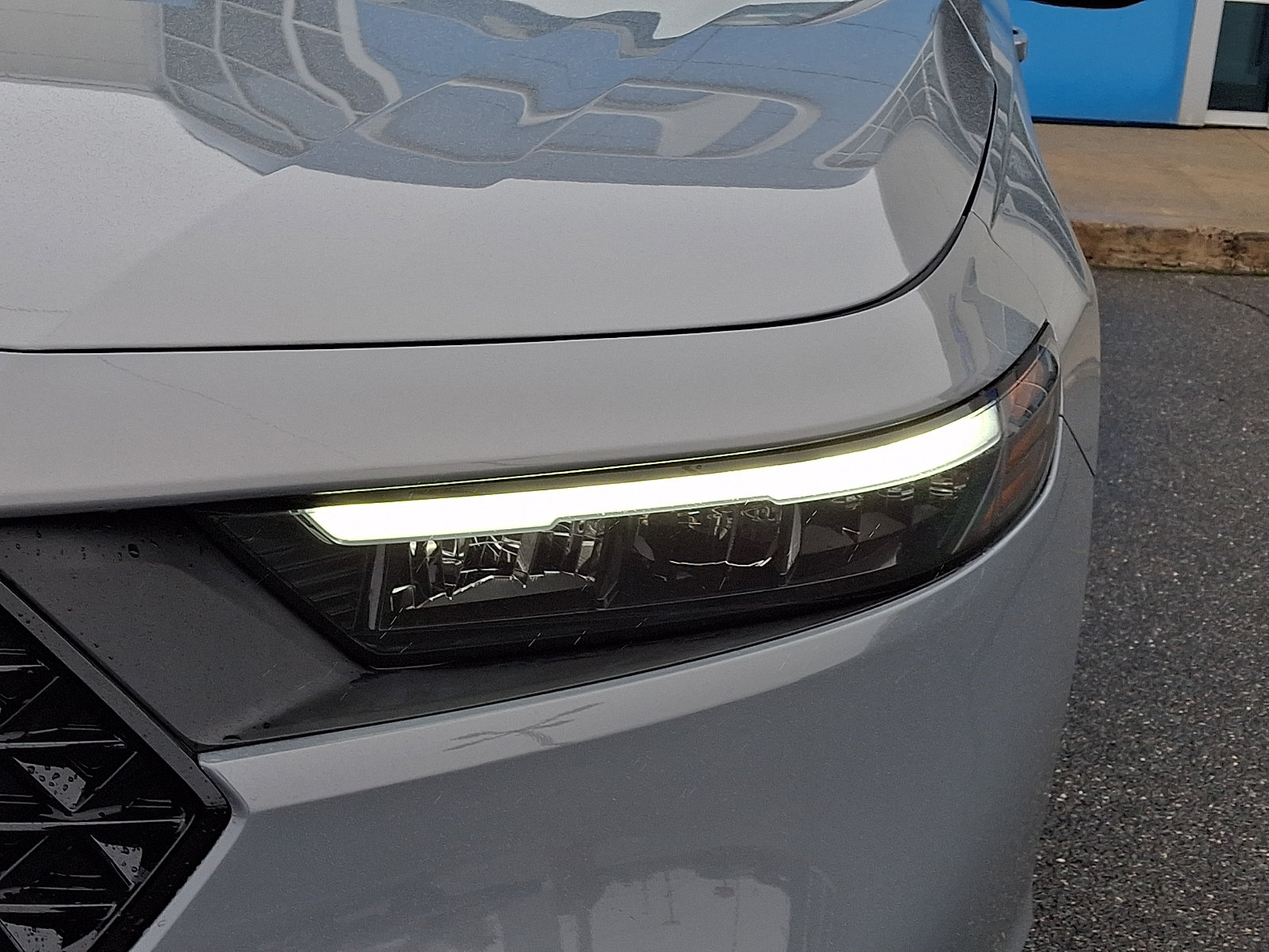 Used 2024 Honda Accord Sport image 9
