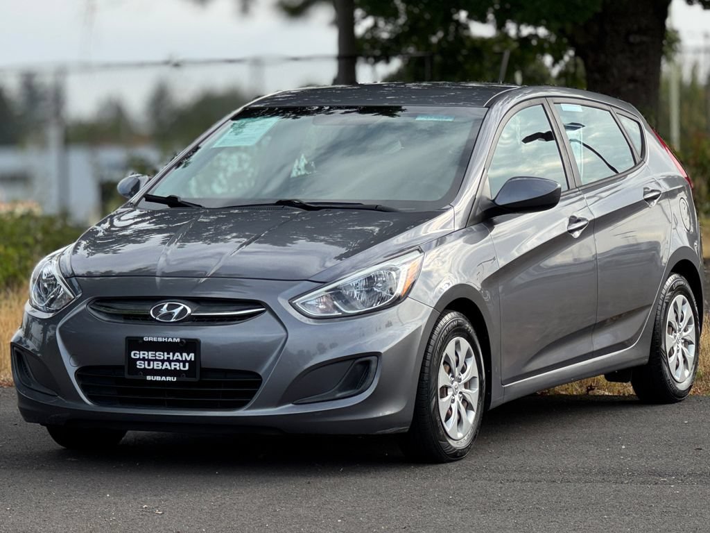 Used 2017 Hyundai Accent SE FWD image 3
