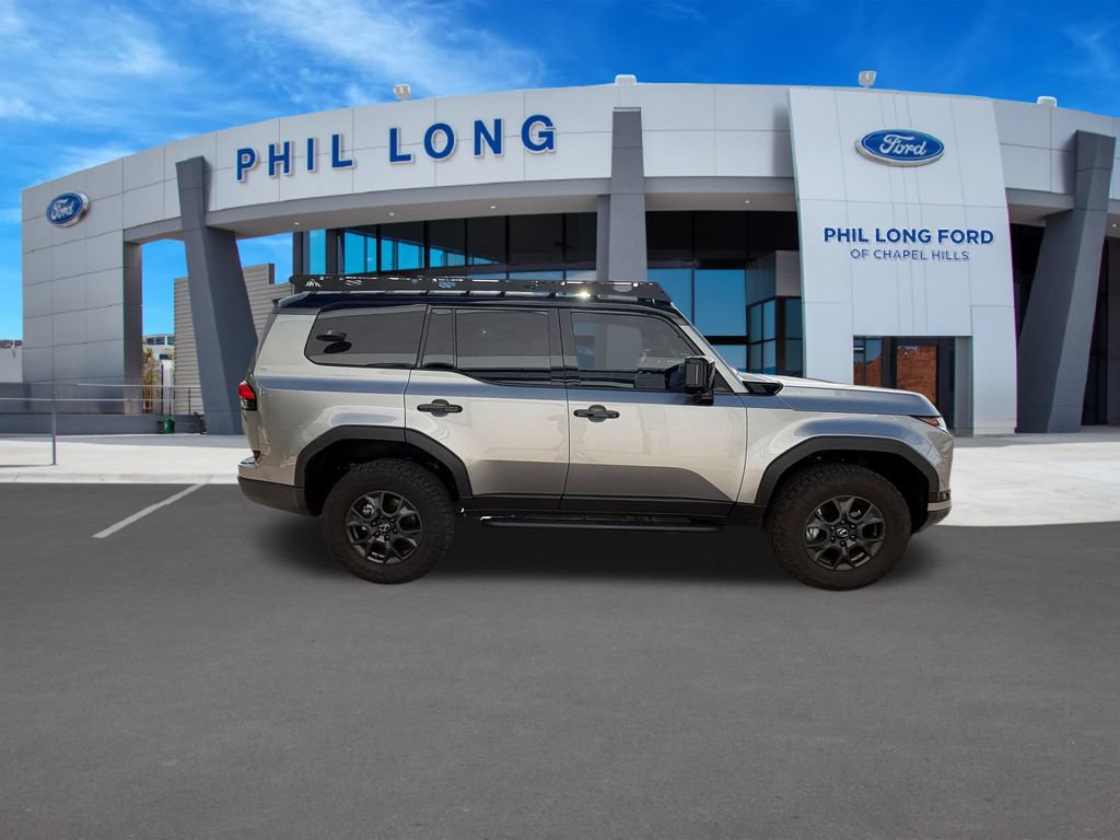 Used 2025 Lexus GX 550 w/ Accessory Package (CT) AWD/4WD image 8