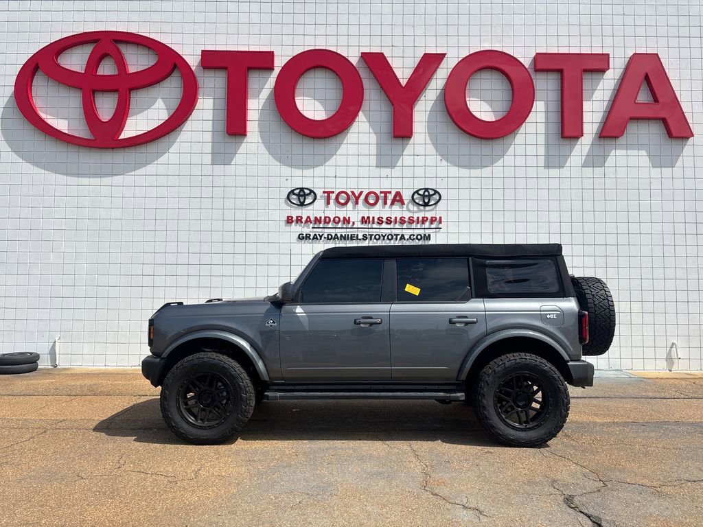 Used 2024 Ford Bronco Outer Banks AWD/4WD image 8