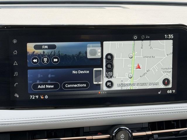 Used 2023 Nissan Ariya AWD image 17