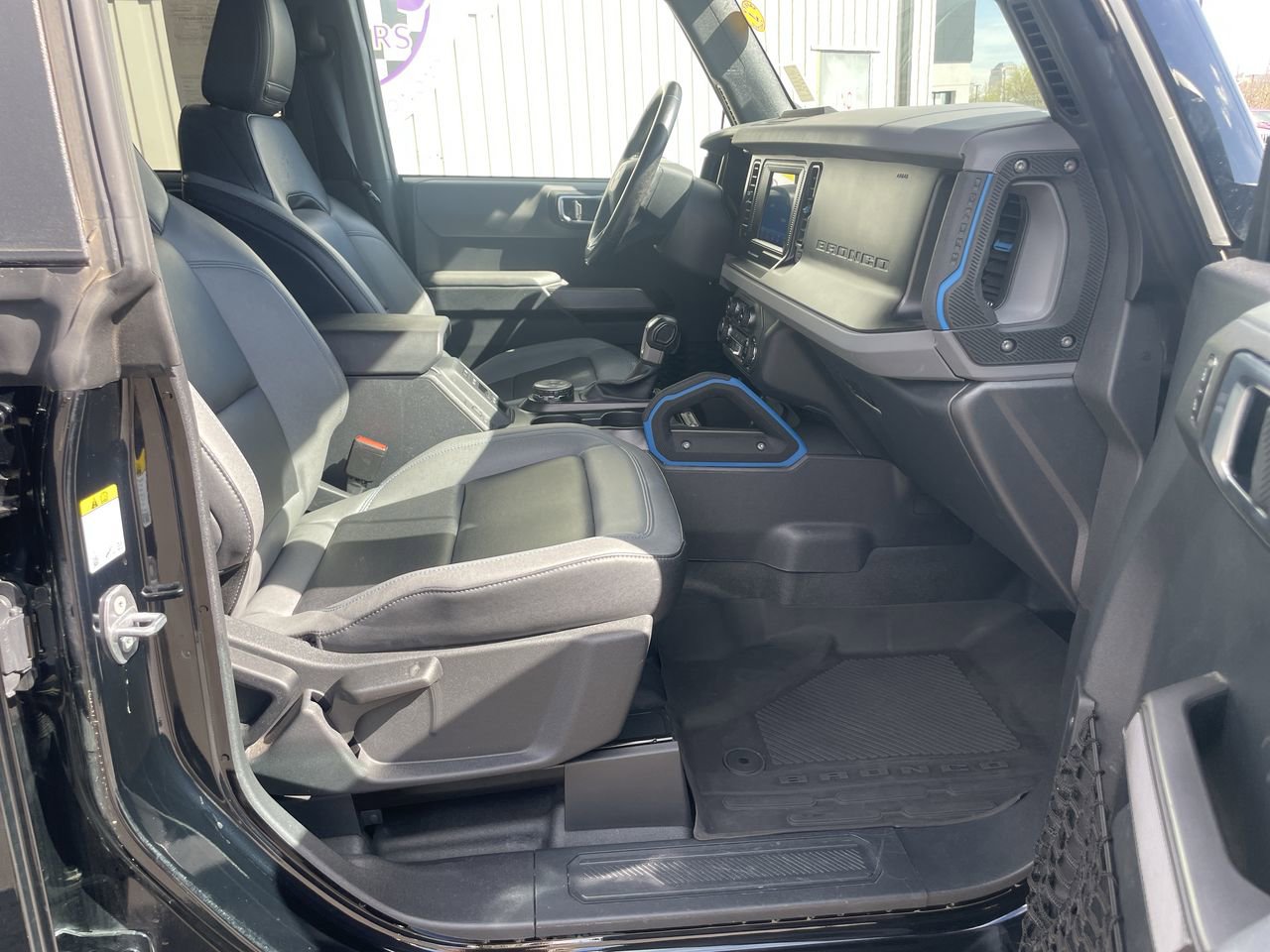 Used 2023 Ford Bronco Black Diamond AWD/4WD image 16